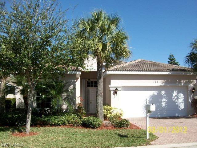 171 Glen Eagle Cir., Naples, FL 34104