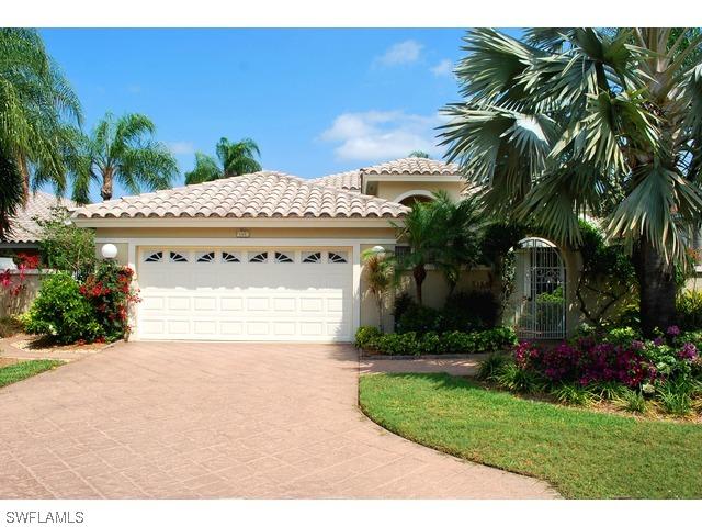 155 Via Napoli, Naples, FL 34105