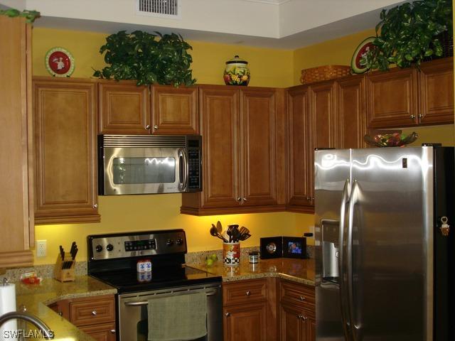 10450 Smokehouse Bay Drive Dr. #101, Naples, FL 34120