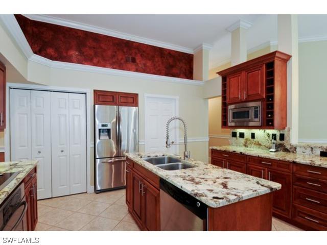 6608 Bishopgate Ln., Naples, FL