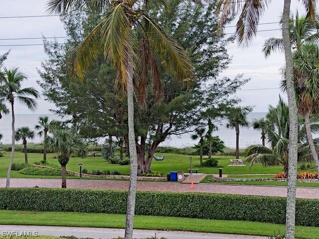 2082 Gulf Shore Blvd. #301, Naples, FL 34102