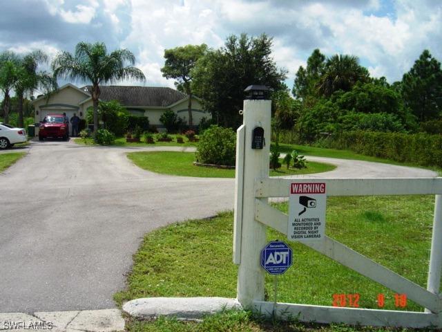 3720 22nd Ave., Naples, FL 34120