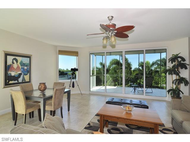 275 Indies Way #401, Naples, FL 34110