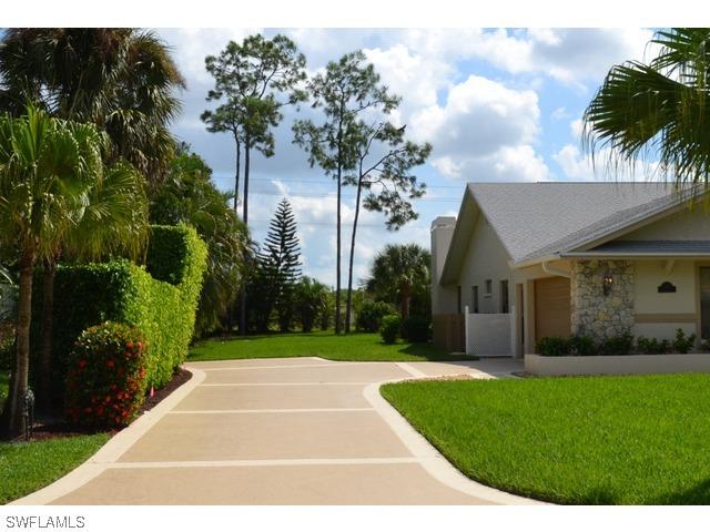 1935 Empress Ct., Naples, FL 34110