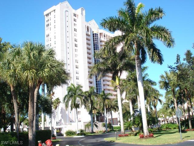 6101 Pelican Bay Blvd. #1702, Naples, FL 34108