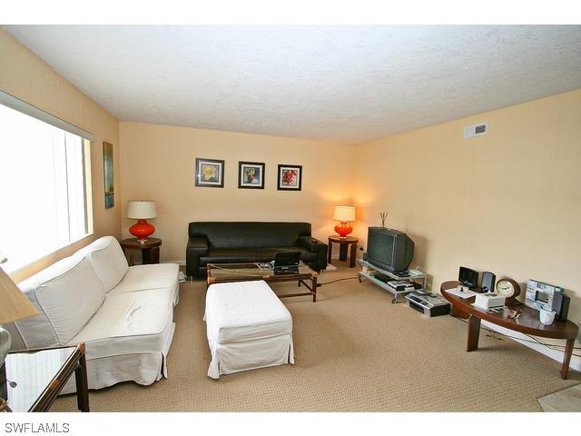 4617 Bayshore Dr. #H 5, Naples, FL 34112