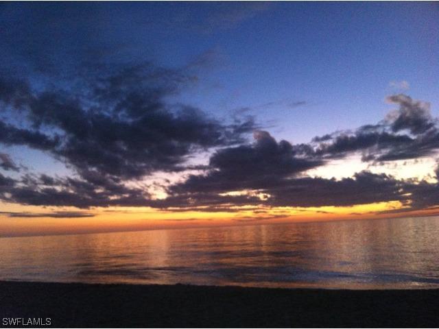 11033 Fieldfair Dr., Naples, FL