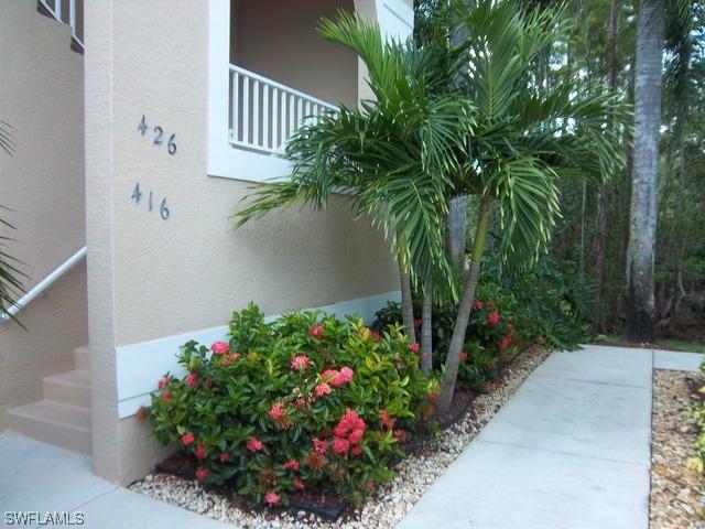 8675 Naples Heritage Dr., Naples, FL