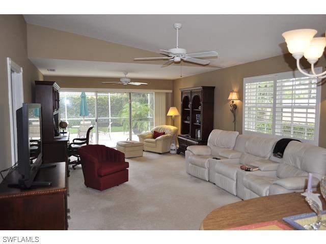 4975 Kingston Way, Naples, FL 34119