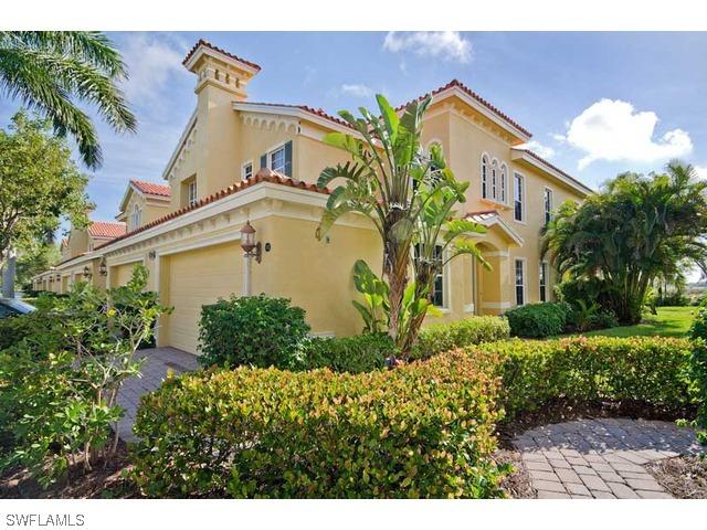 9046 Cascada Way #202, Naples, FL 34114