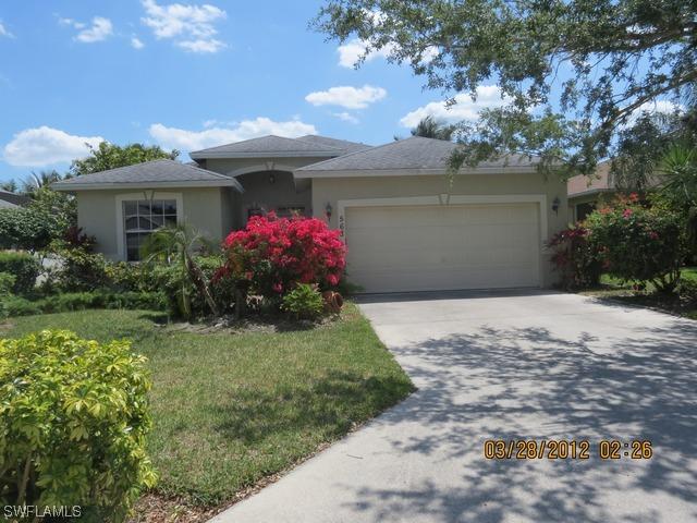 568 Crossfield Cir., Naples, FL