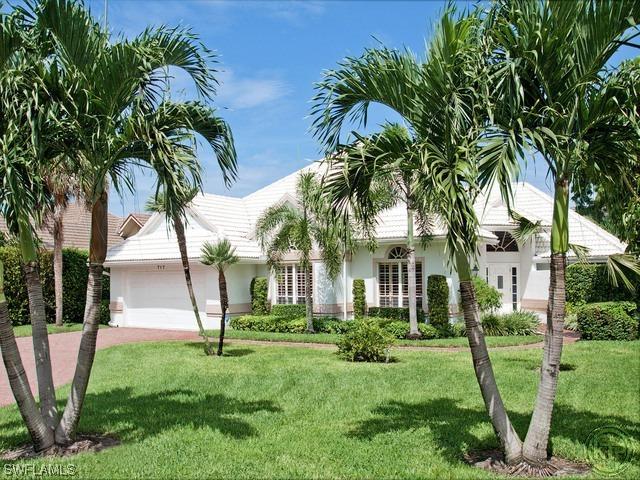 717 Turkey Oak Ln., Naples, FL