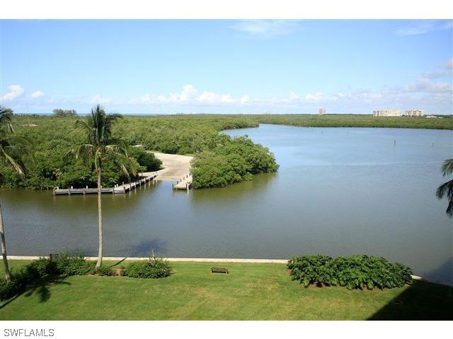 17 Bluebill Ave. #504, Naples, FL 34108