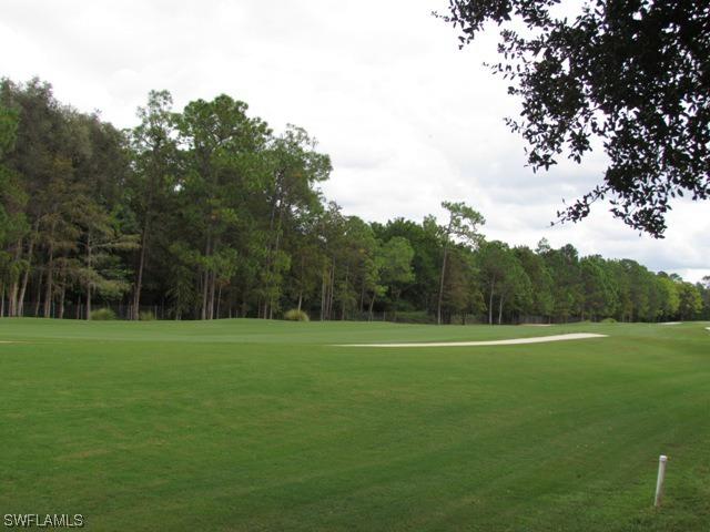 3695 Amberly Cir. #207, Naples, FL