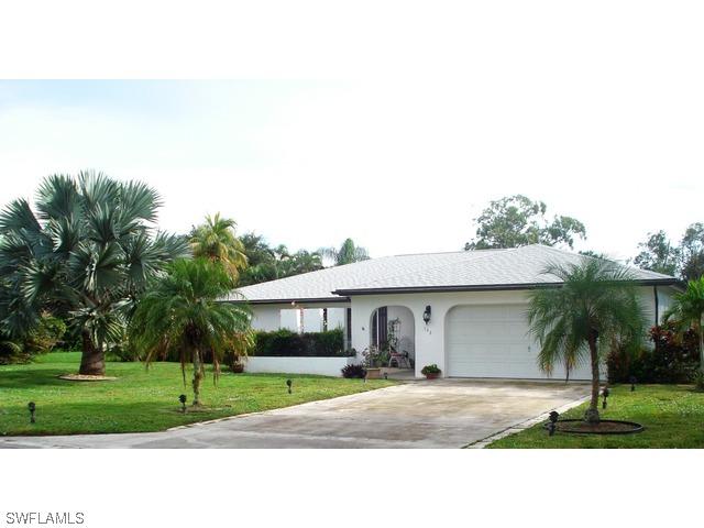 142 Pinehurst Cir., Naples, FL 34113