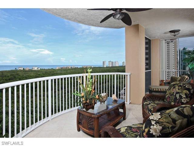 7117 Pelican Bay Blvd. #909, Naples, FL 34108