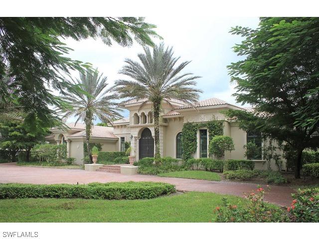 6489 Highcroft Dr., Naples, FL 34119