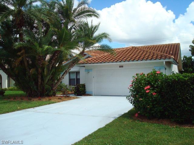 701 Kings Way, Naples, FL 34104