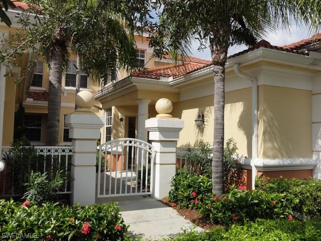 3975 Deer Crossing Ct. #204, Naples, FL 34114