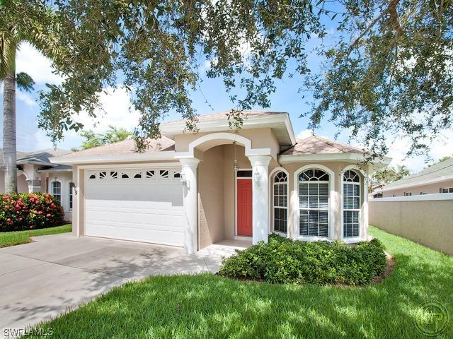 819 96th Ave., Naples, FL 34108