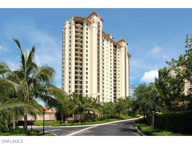 7225 Pelican Bay Blvd. #302, Naples, FL