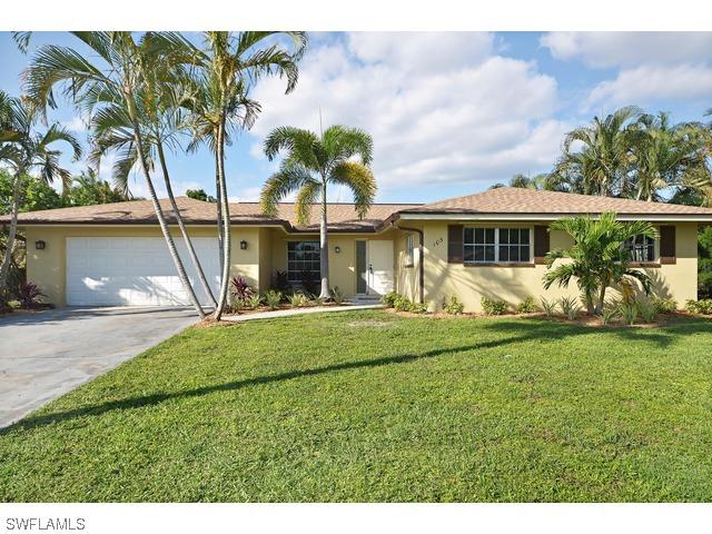 105 Doral Cir., Naples, FL 34113