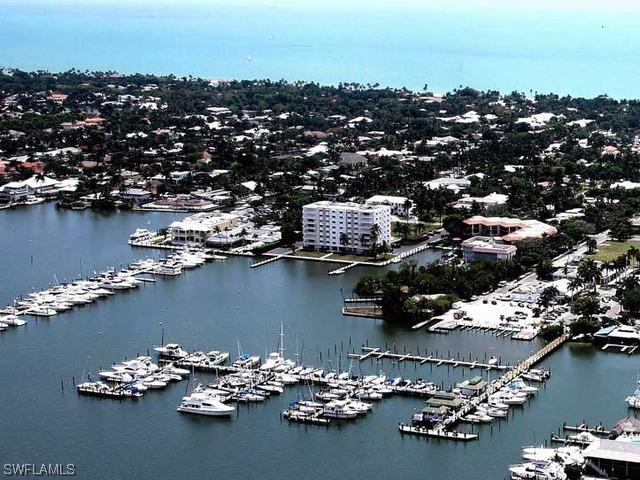 1325 7th St. #4-D, Naples, FL