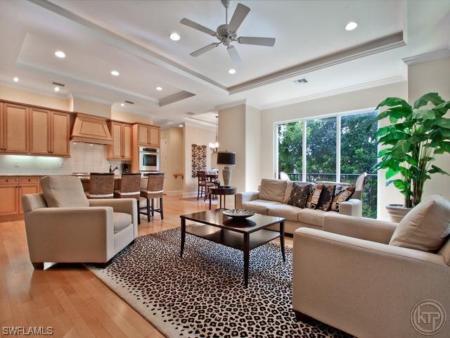 510 10th Ave., Naples, FL 34102