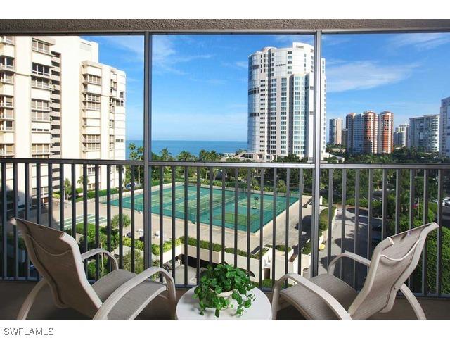 4041 Gulf Shore Blvd. #707, Naples, FL 34103