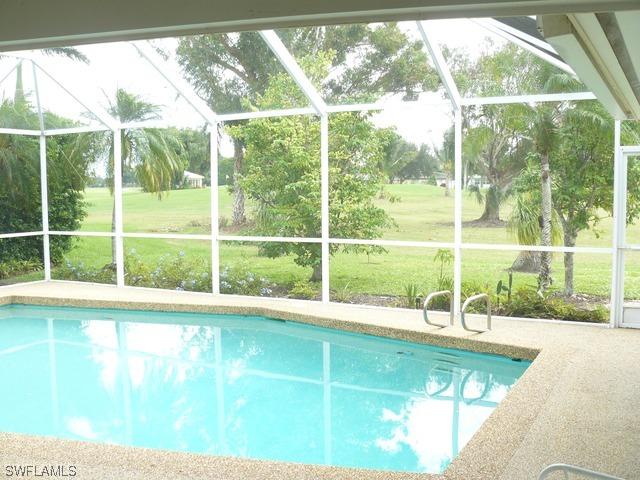 148 Heather Grove Ln., Naples, FL