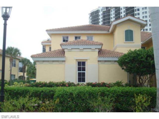 1285 Rialto Way, Naples, FL 34114