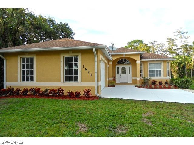 1671 16th Ave., Naples, FL 34117