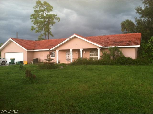 3241 22 Ave., Naples, FL 34120