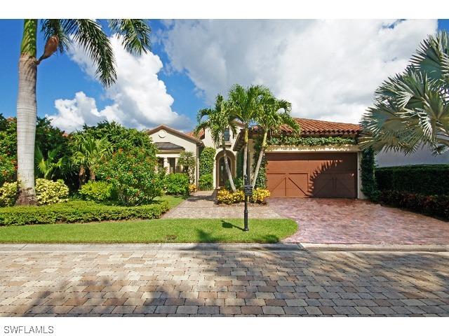 1560 Marsh Wren Ln., Naples, FL 34105