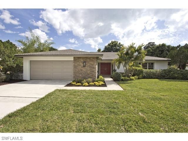 770 Fountainhead Ln., Naples, FL 34103