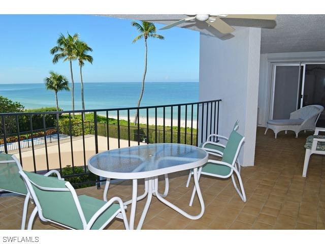 3951 Gulf Shore Blvd. #202, Naples, FL