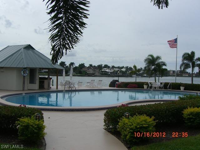 322 Harbour Dr. #202-D, Naples, FL 34103
