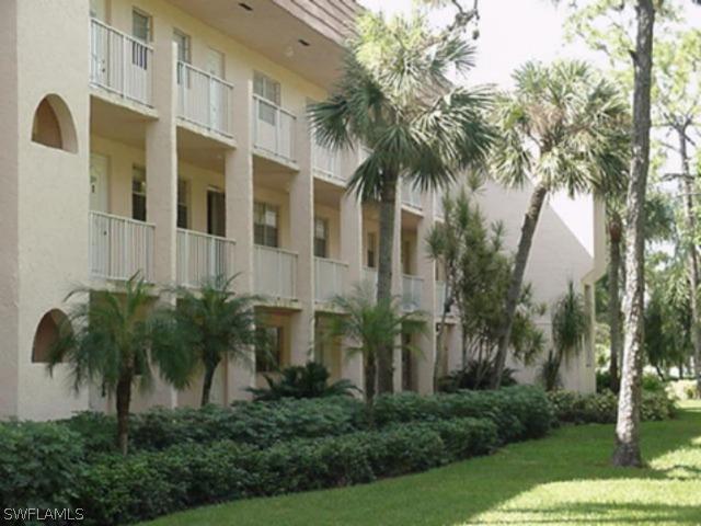 100 Forest Lakes Blvd. #312, Naples, FL
