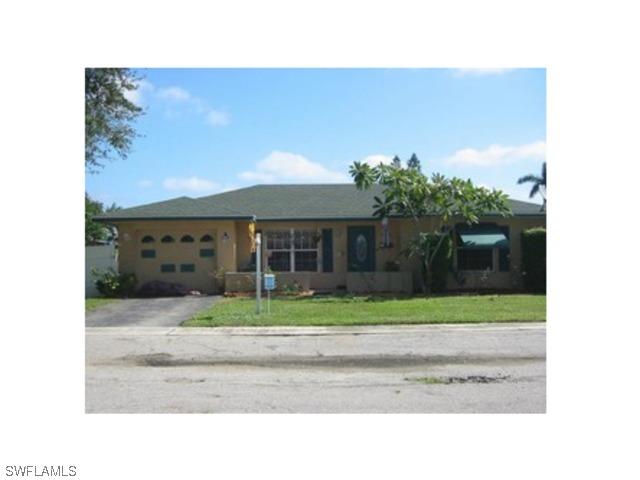 3358 Balboa Cir., Naples, FL