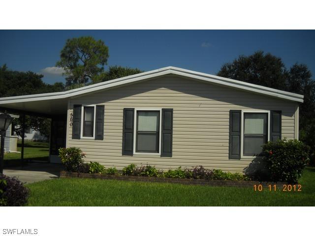 560 Charlemagne Blvd., Naples, FL 34112