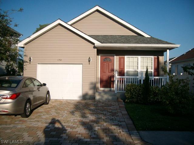 170 Leawood Cir., Naples, FL 34104