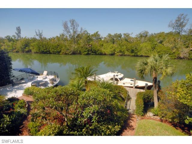 3530 Fort Charles Dr., Naples, FL 34102