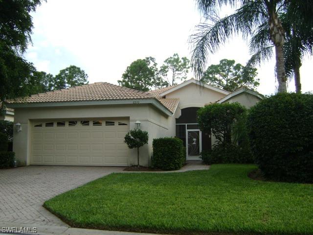 8590 Gleneagle Way, Naples, FL 34120