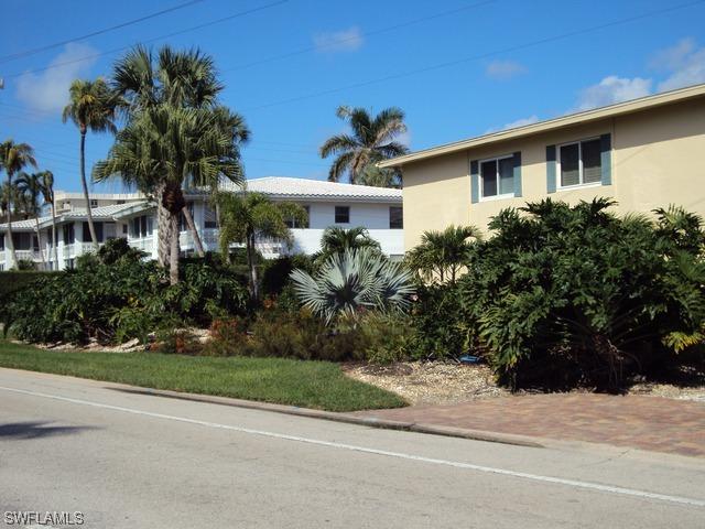 1950 Gulf Shore Blvd. #208, Naples, FL