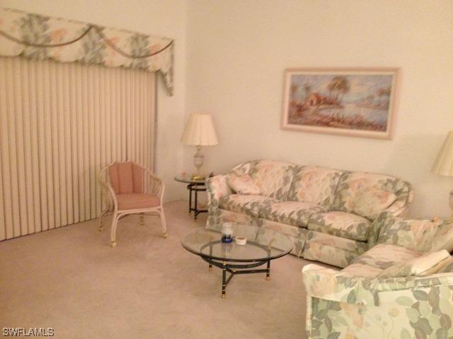 405 Windsor Pl. #UNIT 102, Naples, FL