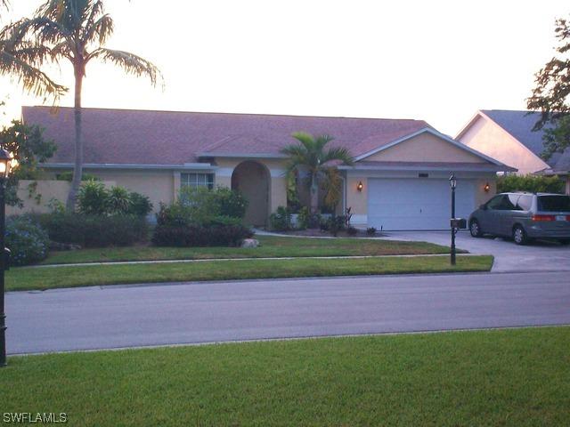 10380 Regent Cir., Naples, FL