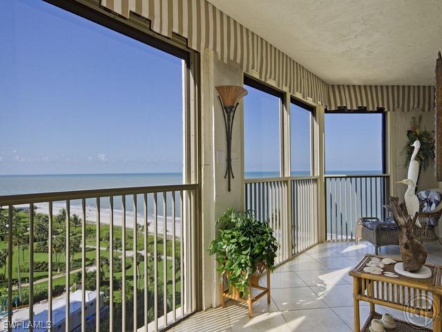 4051 Gulf Shore Blvd. #906, Naples, FL