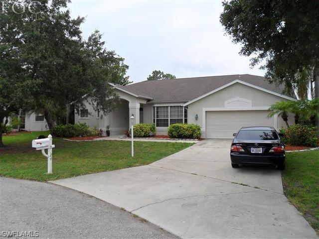 9724 Devonwood Ct., Fort Myers, FL 33967