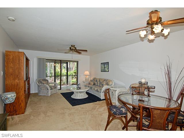 103 Pinebrook Dr., Fort Myers, FL 33907