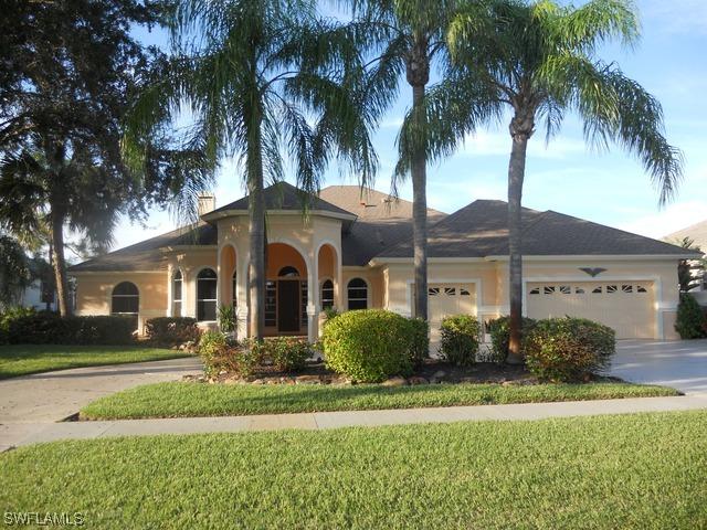 2044 Imperial Cir., Naples, FL